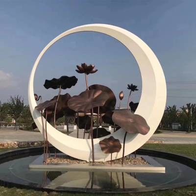 Jardín Art Sculpture del cobre de Lotus Metal Water Fountain Sculpture del claro de luna